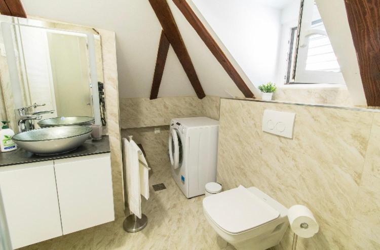 Roseta Apartment